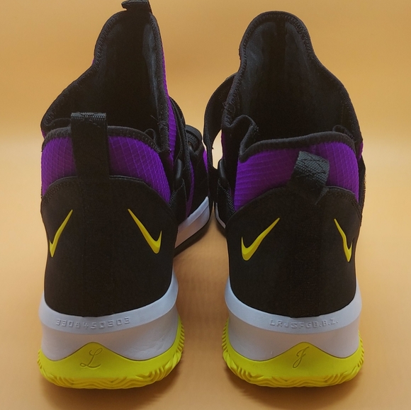 Nike Lebron Soldier XIII Voltage Purple - Size 13 - Picture 3 of 6